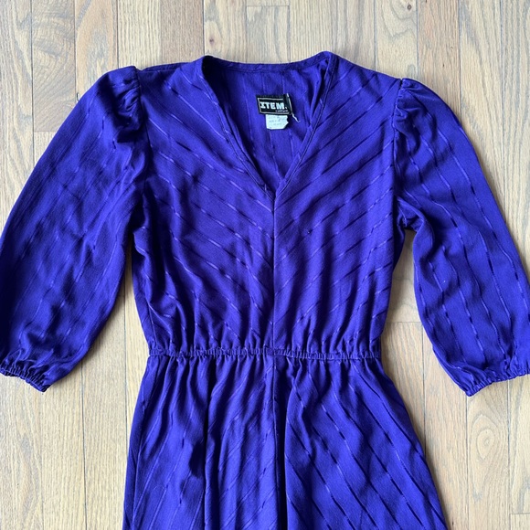 Vintage Purple V Neck Dress Size - Picture 2 of 7